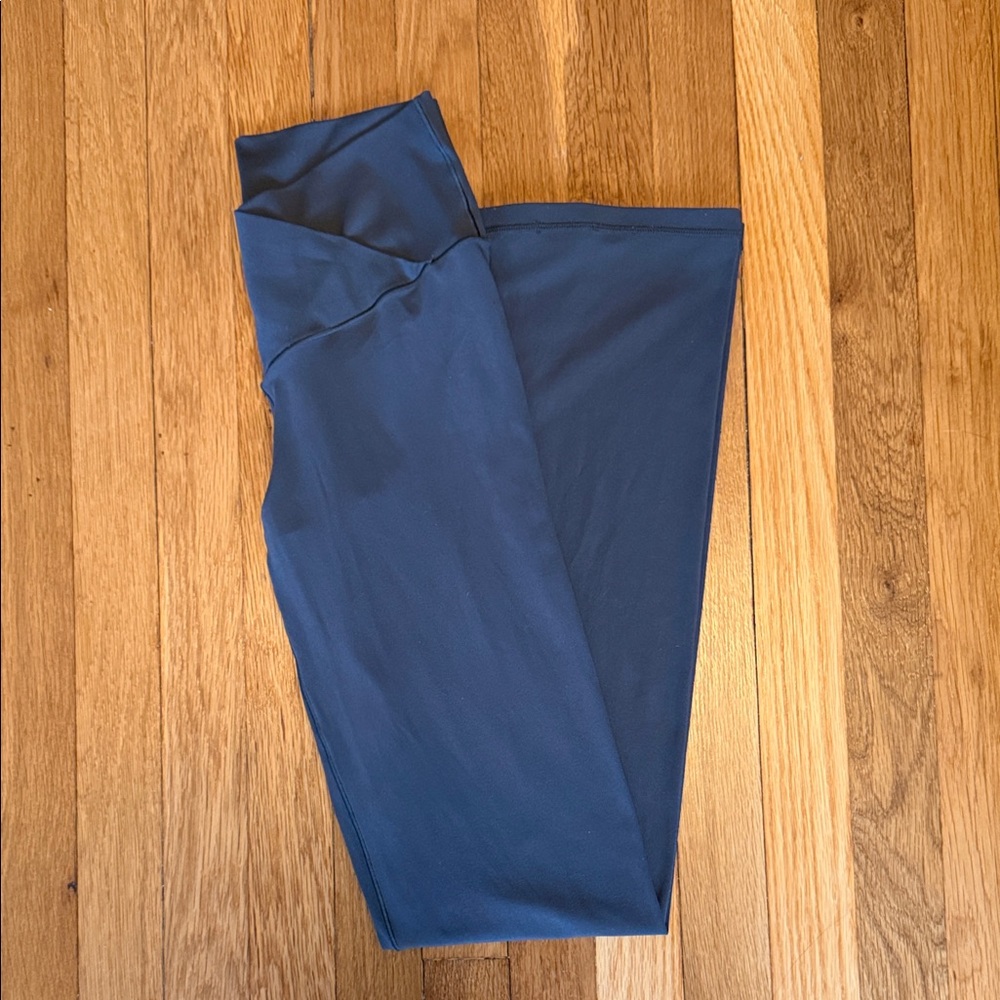 Offline by Aerie Real Me Crossover Flare Leggings Gray Size L